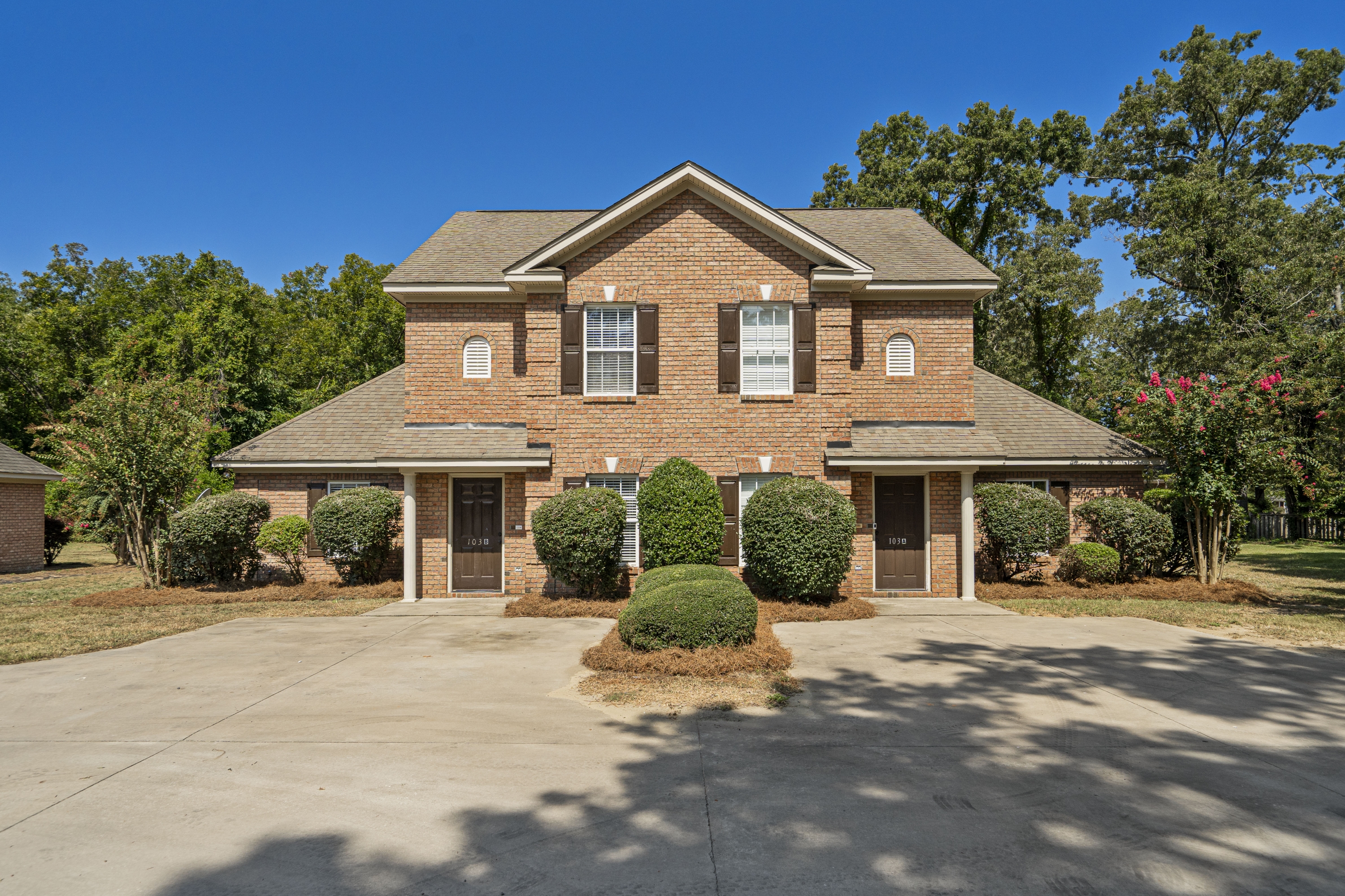 103-B Lee Lane